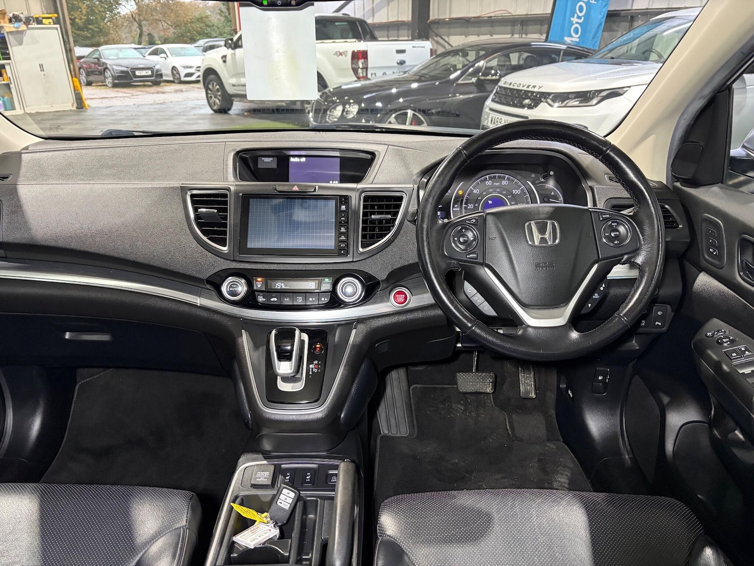 Used Honda CR-V 2017 for sale - 76349079: Photo 19