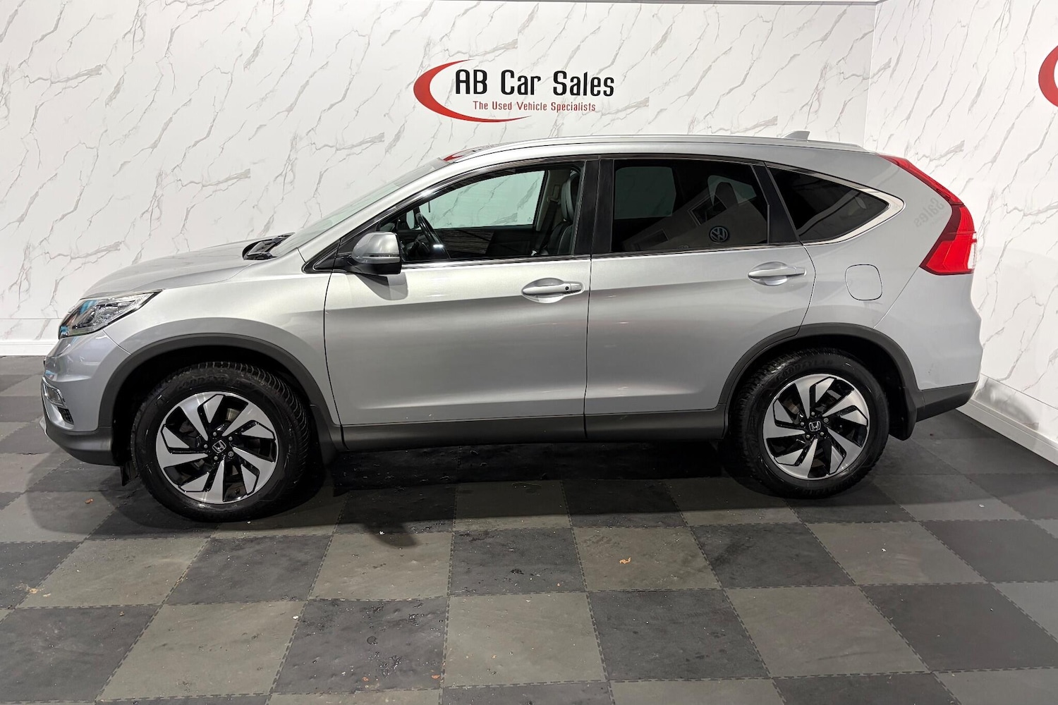 Used Honda CR-V 2017 for sale - 76349079: Photo 4