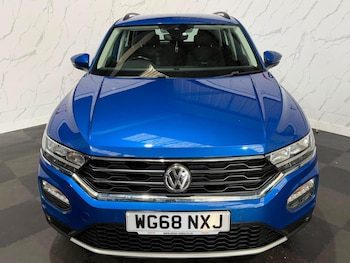 Used Volkswagen T-Roc 2018 for sale - 79296031: Photo