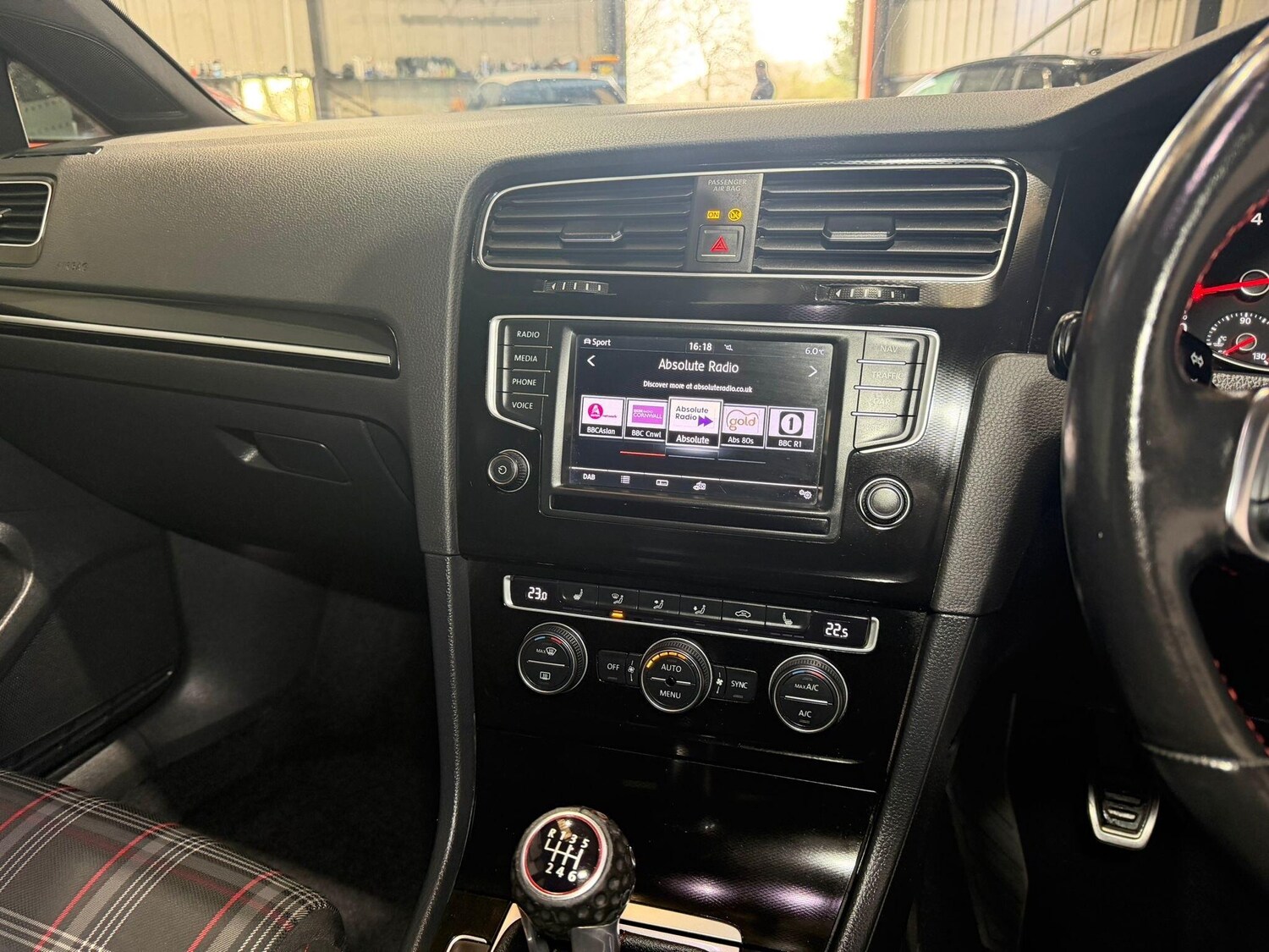 Used Volkswagen Golf 2016 for sale - 77586548: Photo 24