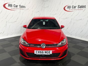 Used Volkswagen Golf 2016 for sale - 77586548: Photo