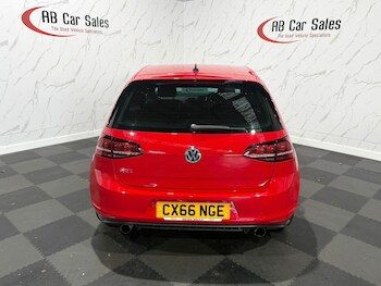 Used Volkswagen Golf 2016 for sale - 77586548: Photo