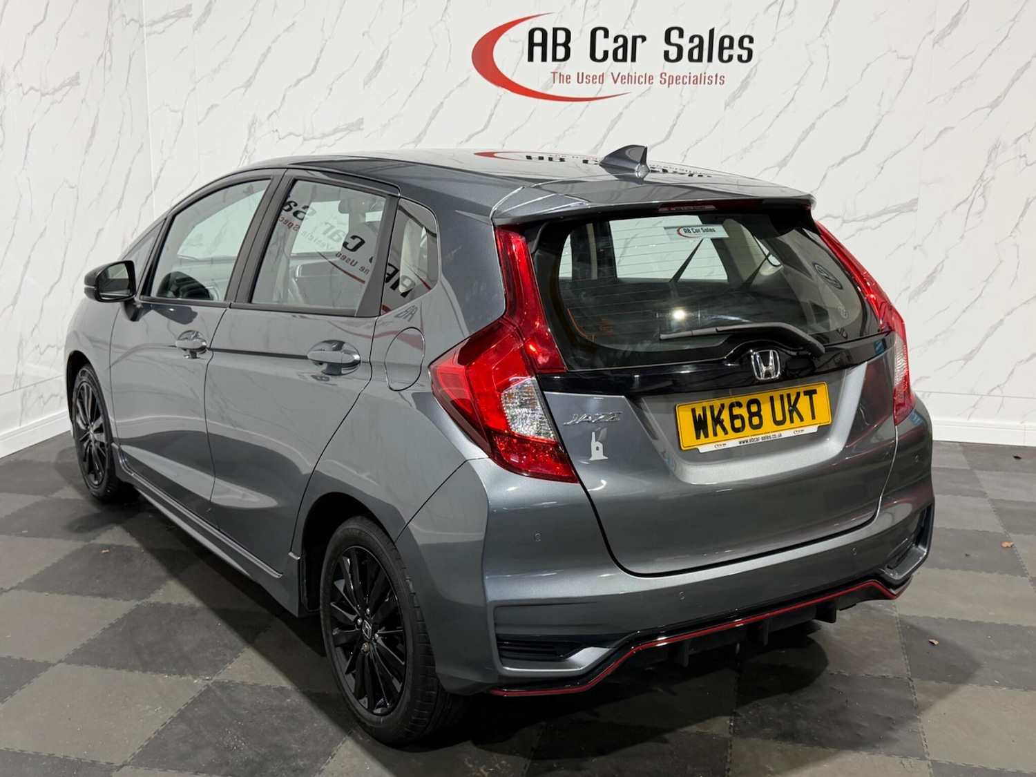 Used Honda Jazz 2018 for sale - 77456170: Photo 8