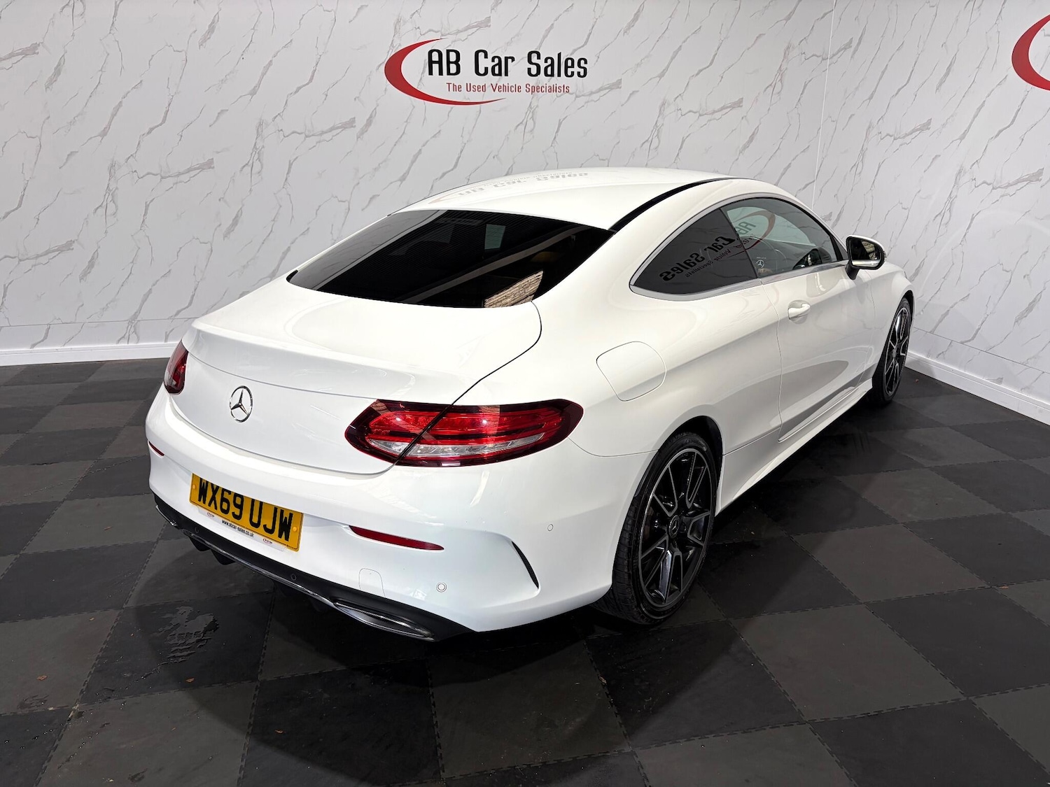 Used Mercedes-Benz C Class 2019 for sale - 76247556: Photo 10