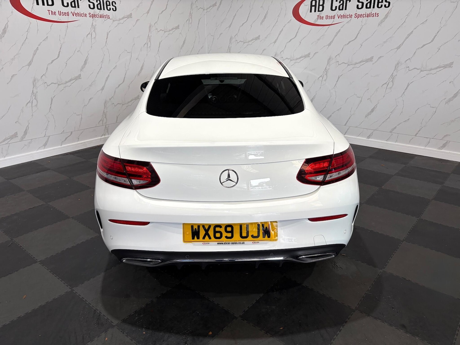 Used Mercedes-Benz C Class 2019 for sale - 76247556: Photo 4