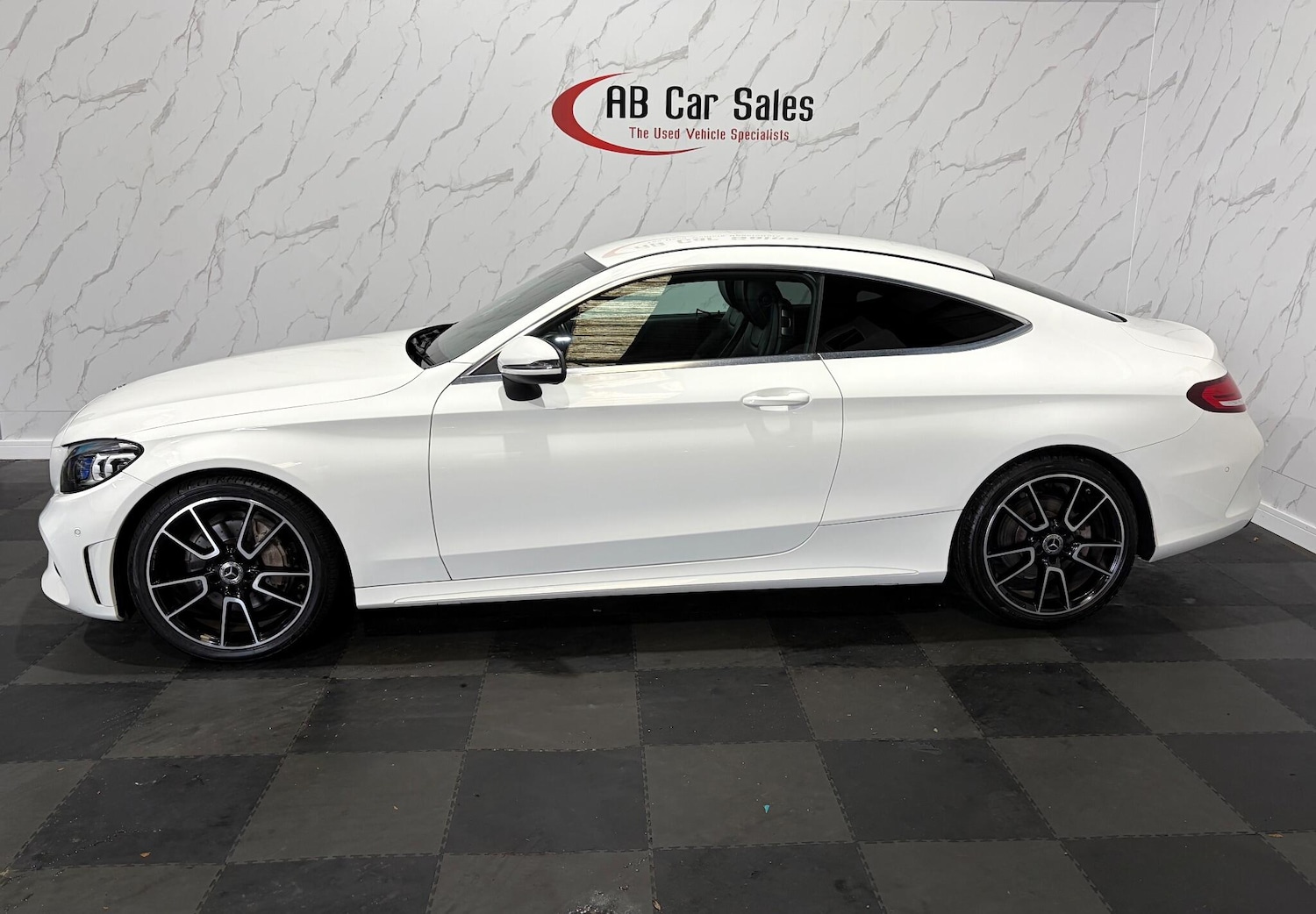 Used Mercedes-Benz C Class 2019 for sale - 76247556: Photo 5