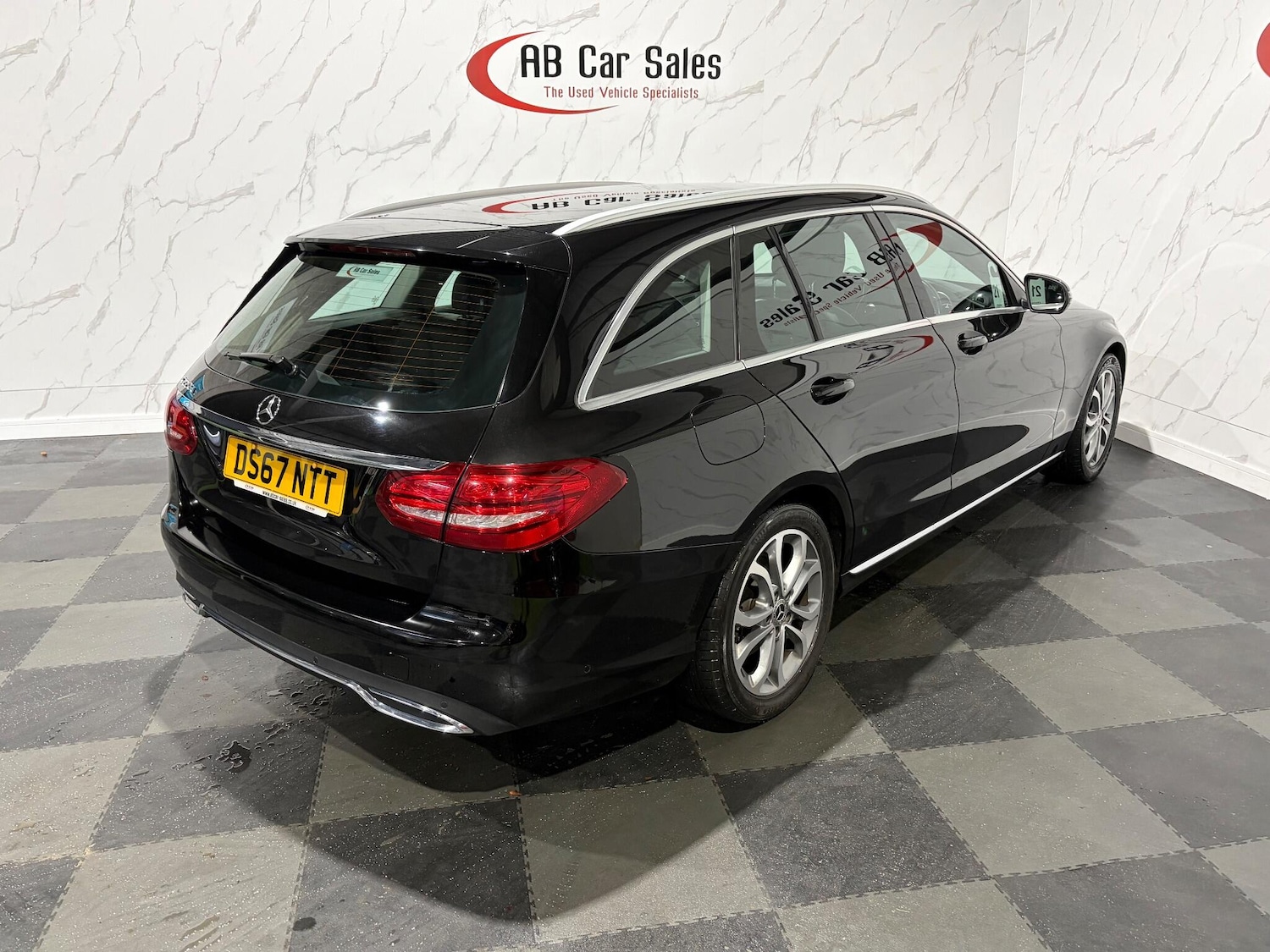 Used Mercedes-Benz C Class 2017 for sale - 76886676: Photo 10