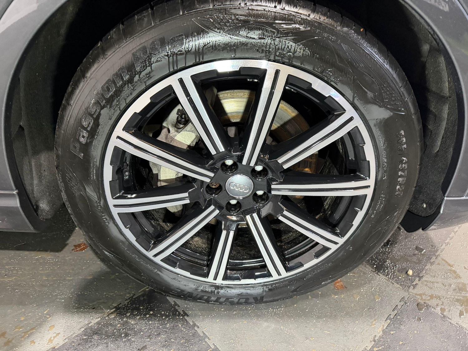 Used Audi Q7 2018 for sale - 77705502: Photo 32