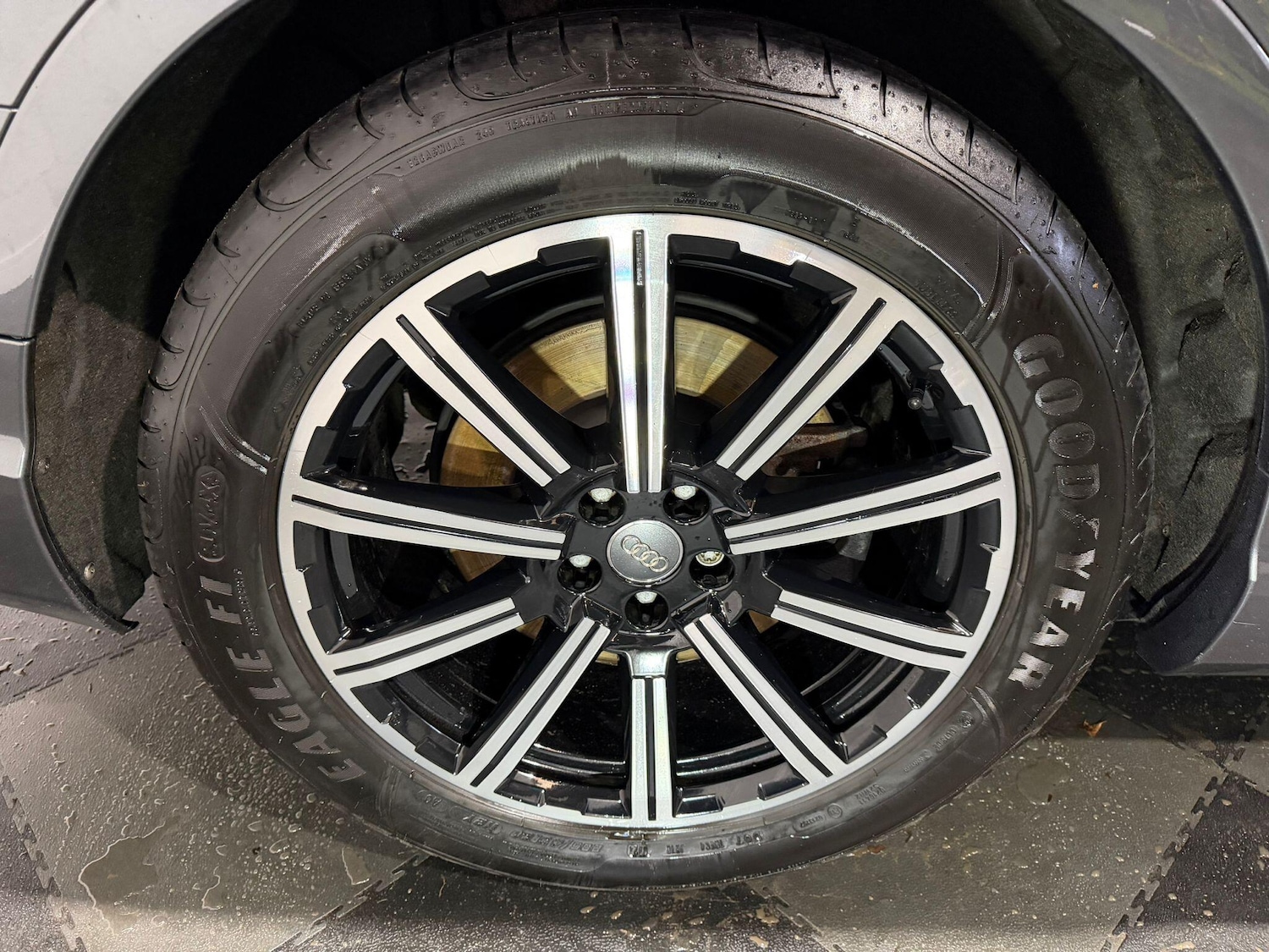 Used Audi Q7 2018 for sale - 77705502: Photo 33