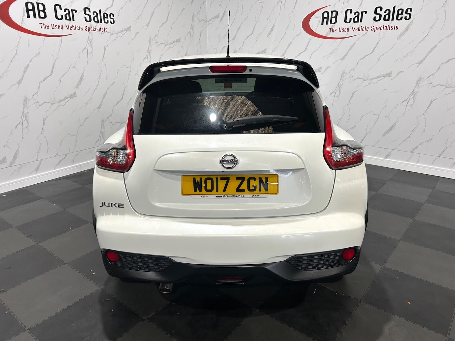 Used Nissan Juke 2017 for sale - 76987838: Photo 4