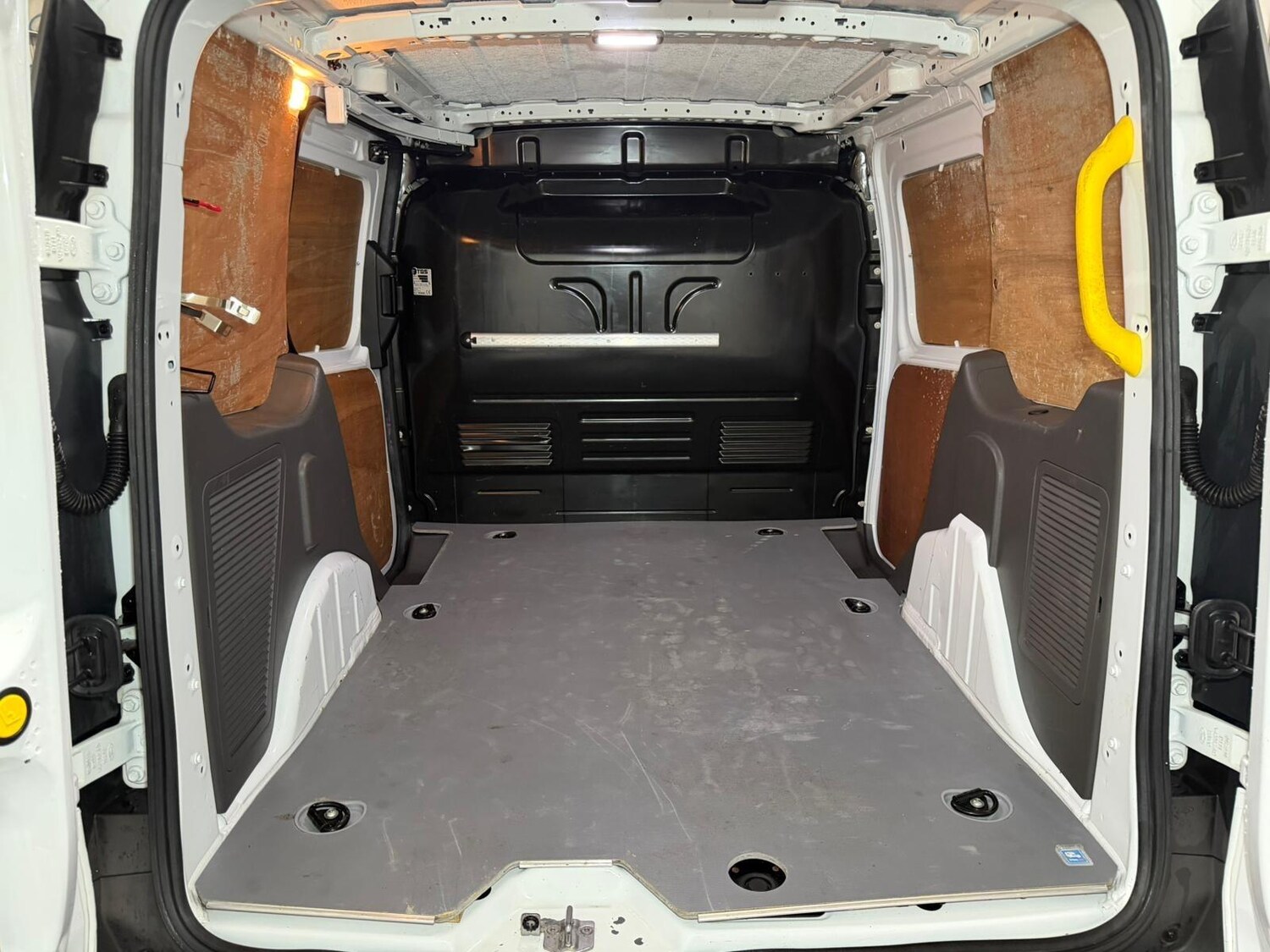 Used Ford Transit Connect 2020 for sale - 77683190: Photo 27