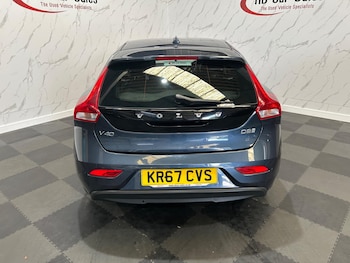 Used Volvo V40 2017 for sale - 75350466: Photo
