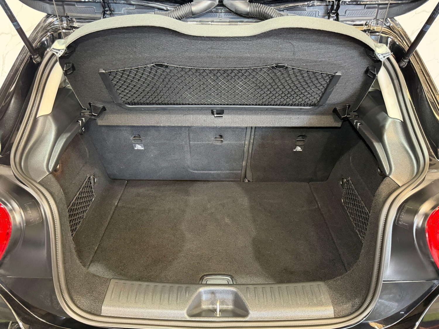 Used Mercedes-Benz A-Class 2016 for sale - 77969551: Photo 17