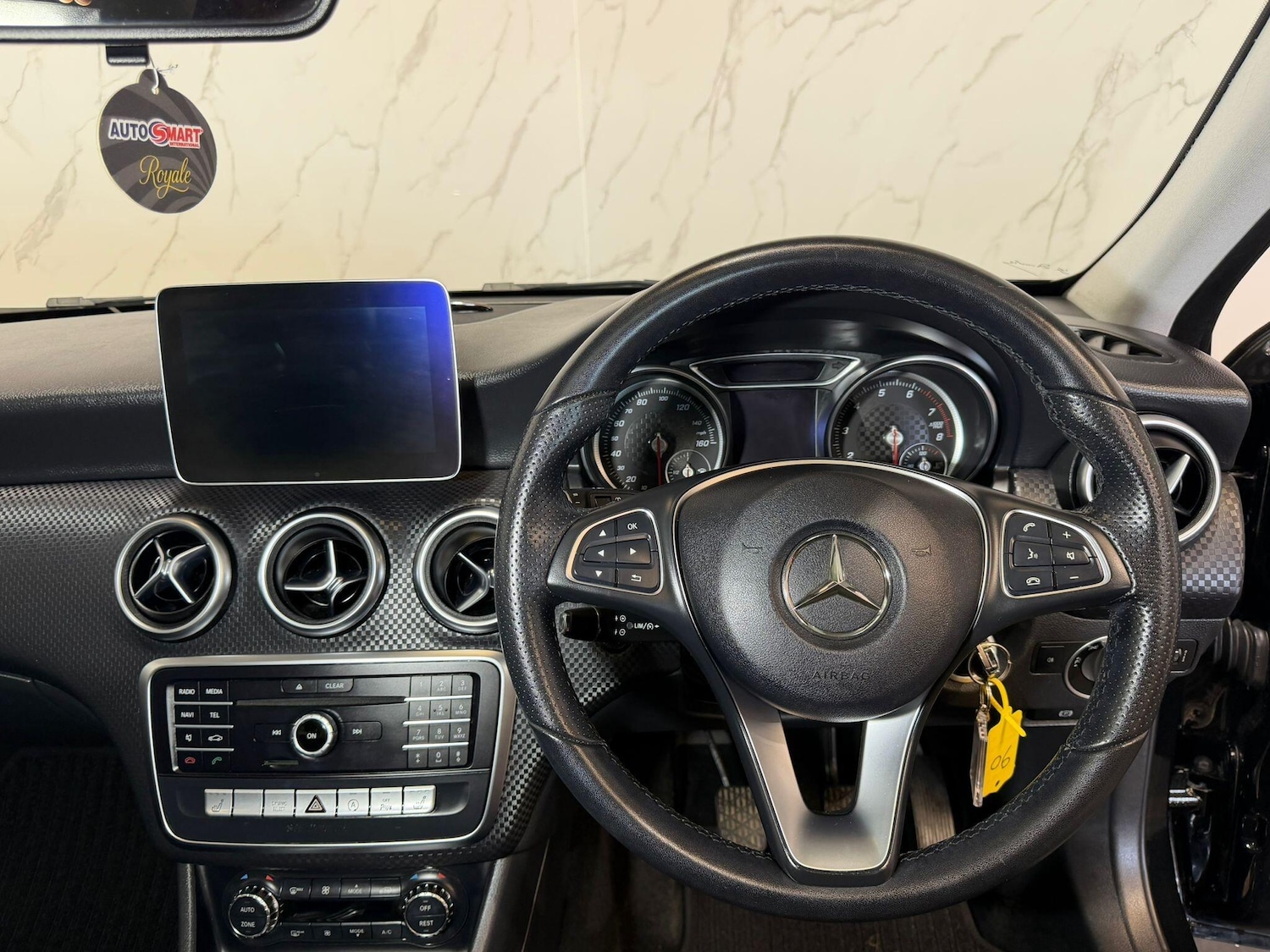 Used Mercedes-Benz A-Class 2016 for sale - 77969551: Photo 23