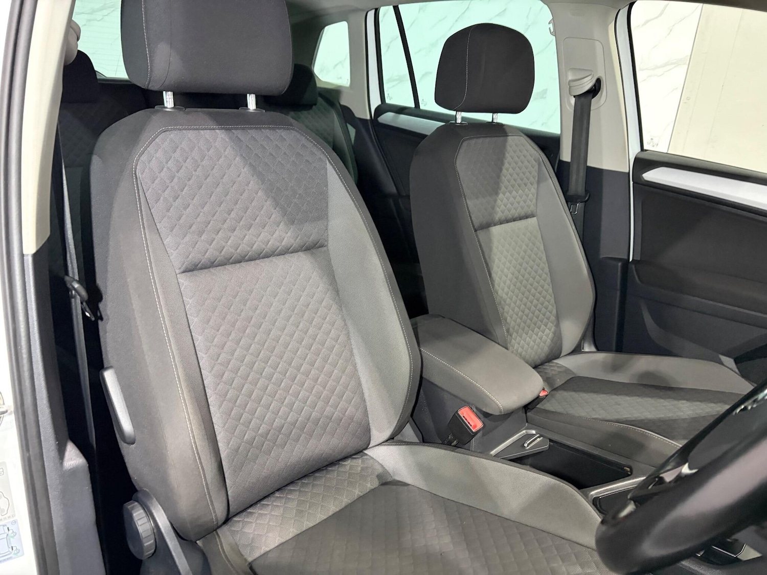 Used Volkswagen Tiguan for sale - 77216301: Photo 18