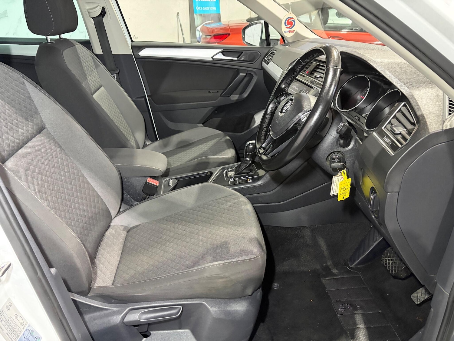 Used Volkswagen Tiguan for sale - 77216301: Photo 19