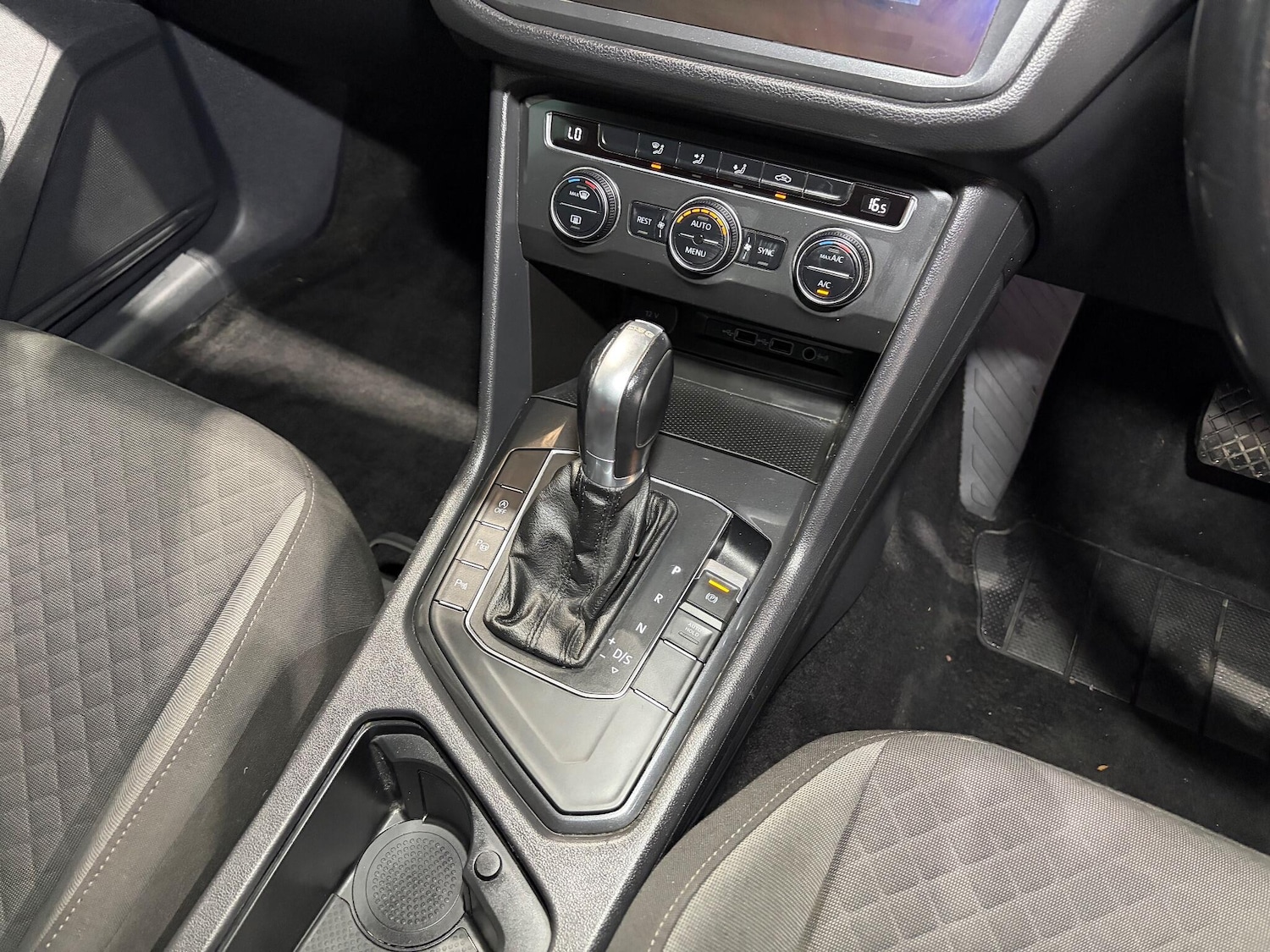 Used Volkswagen Tiguan for sale - 77216301: Photo 21