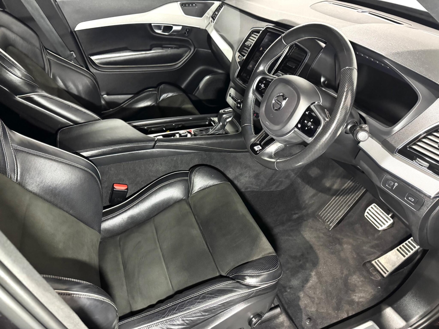 Used Volvo XC90 2017 for sale - 76887082: Photo 11