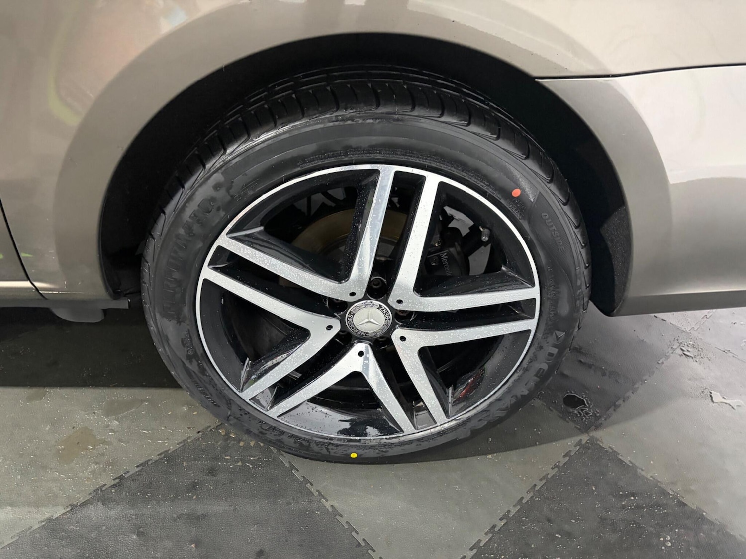 Used Mercedes-Benz V-Class 2017 for sale - 77376792: Photo 14