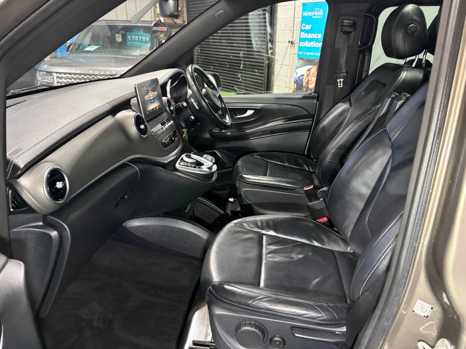 Used Mercedes-Benz V-Class 2017 for sale - 77376792: Photo 22