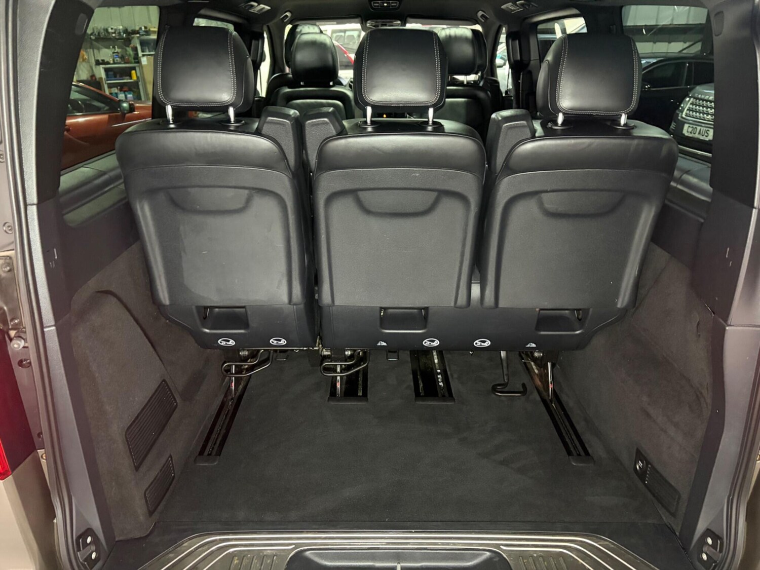 Used Mercedes-Benz V-Class 2017 for sale - 77376792: Photo 30