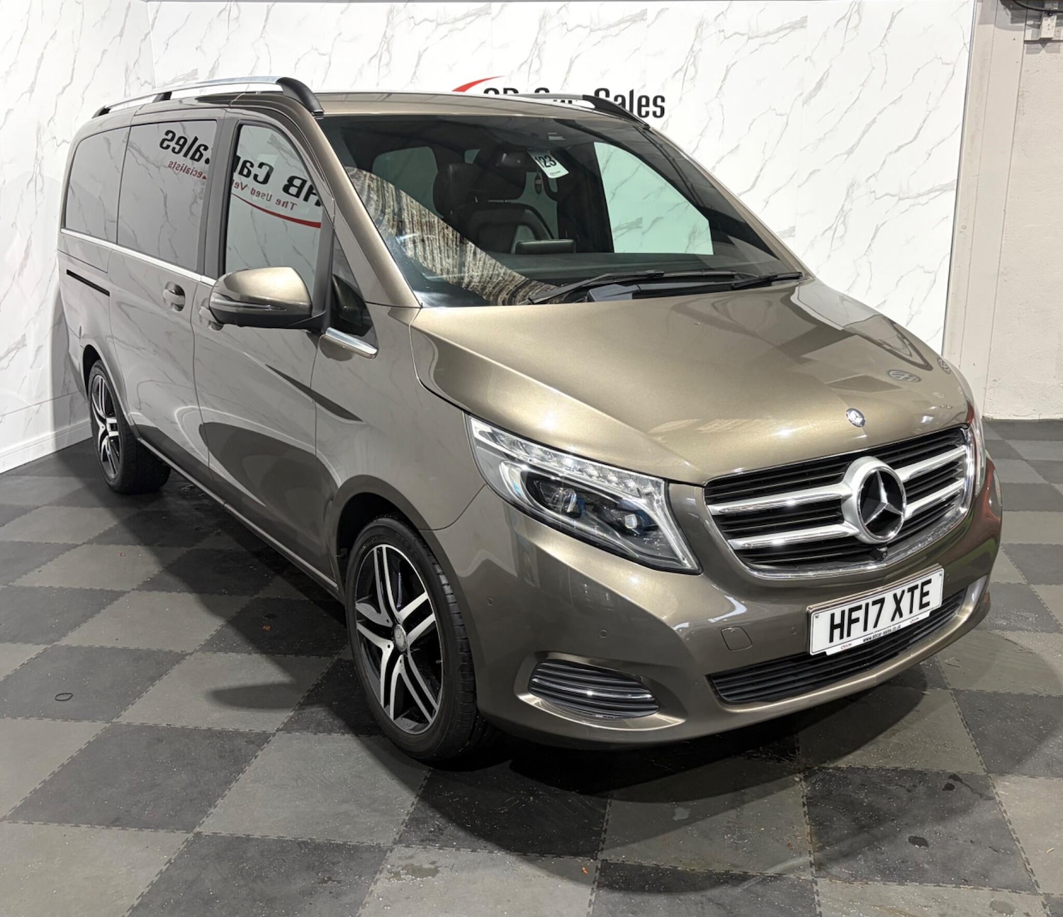 Used Mercedes-Benz V-Class 2017 for sale - 77376792: Photo 9