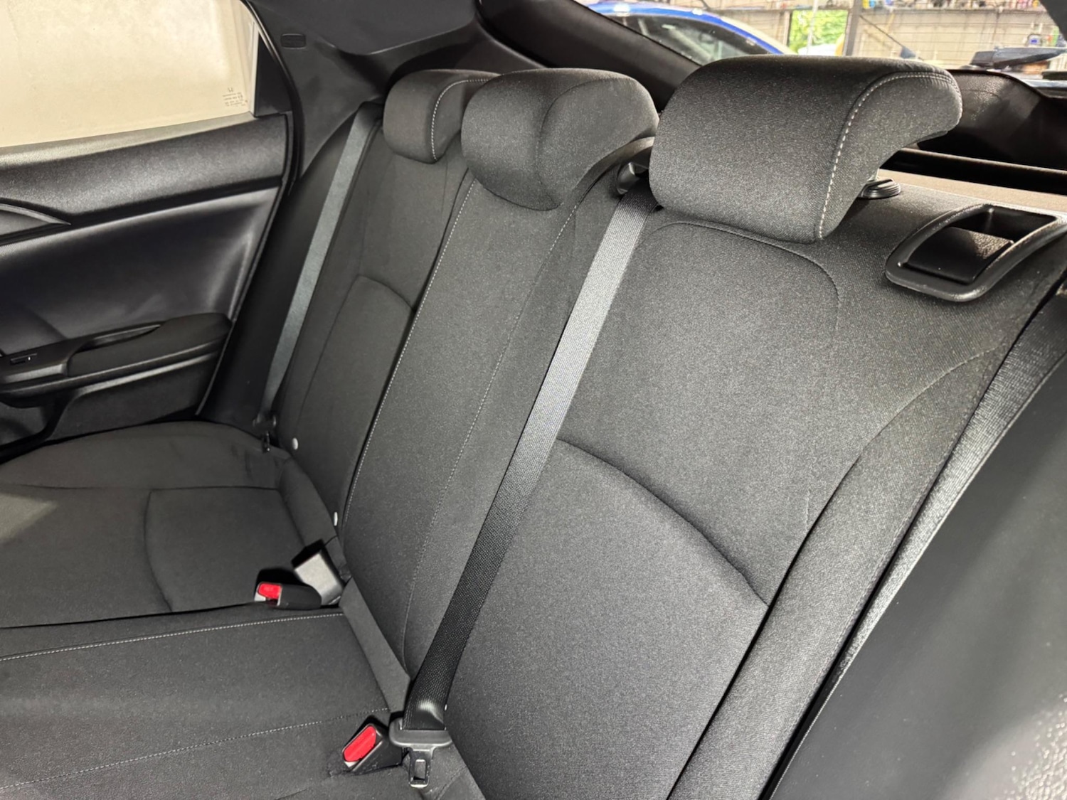 Used Honda Civic 2017 for sale - 76987996: Photo 19