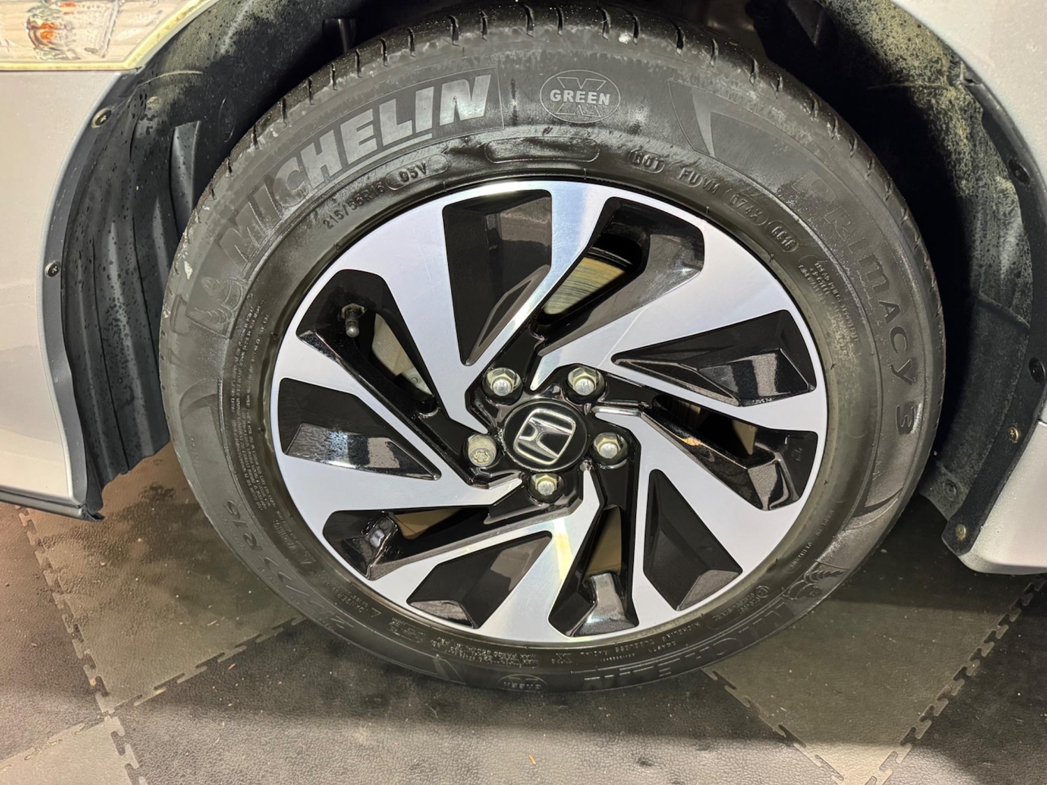 Used Honda Civic 2017 for sale - 76987996: Photo 24