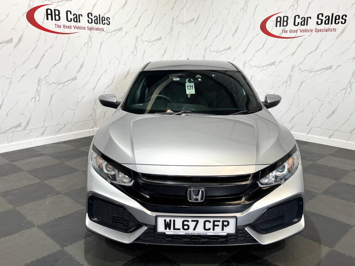 Used Honda Civic 2017 for sale - 76987996: Photo 3