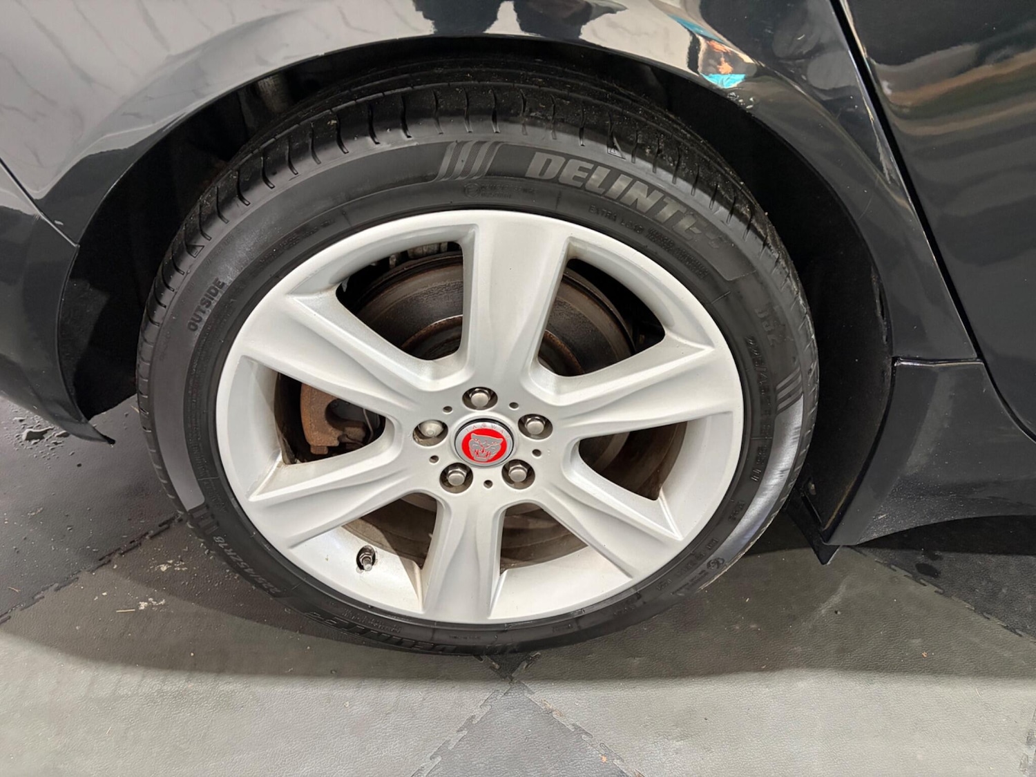 Used Jaguar XE 2018 for sale - 77839629: Photo 12