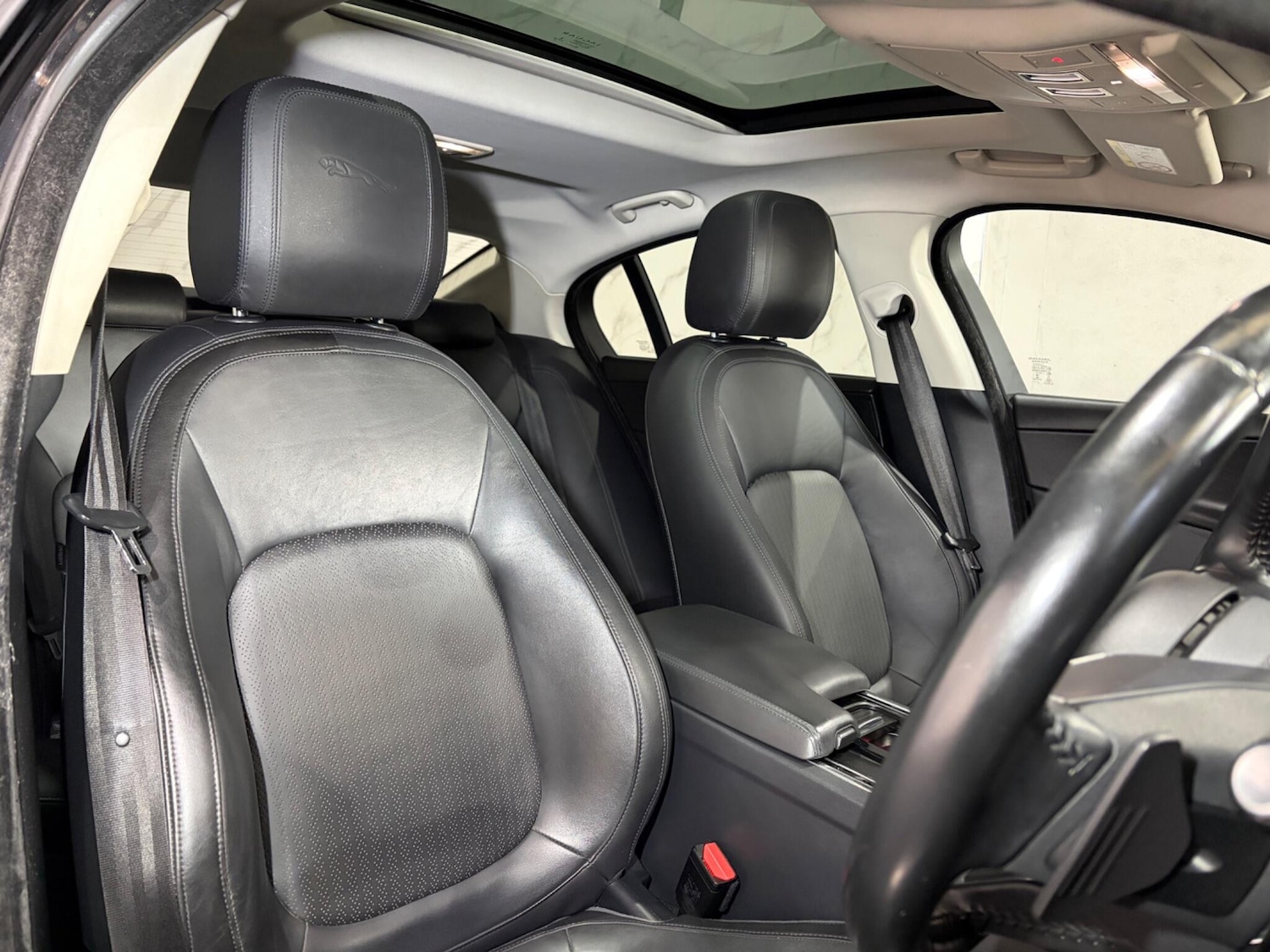 Used Jaguar XE 2018 for sale - 77839629: Photo 19