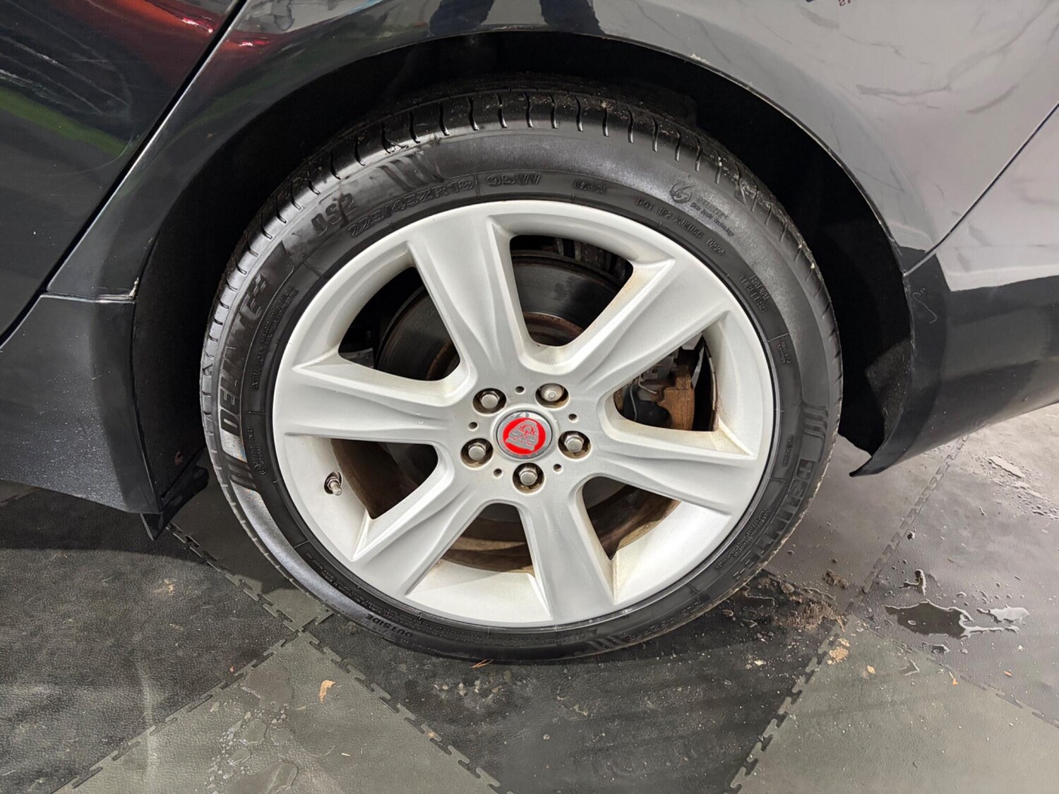 Used Jaguar XE 2018 for sale - 77839629: Photo 9