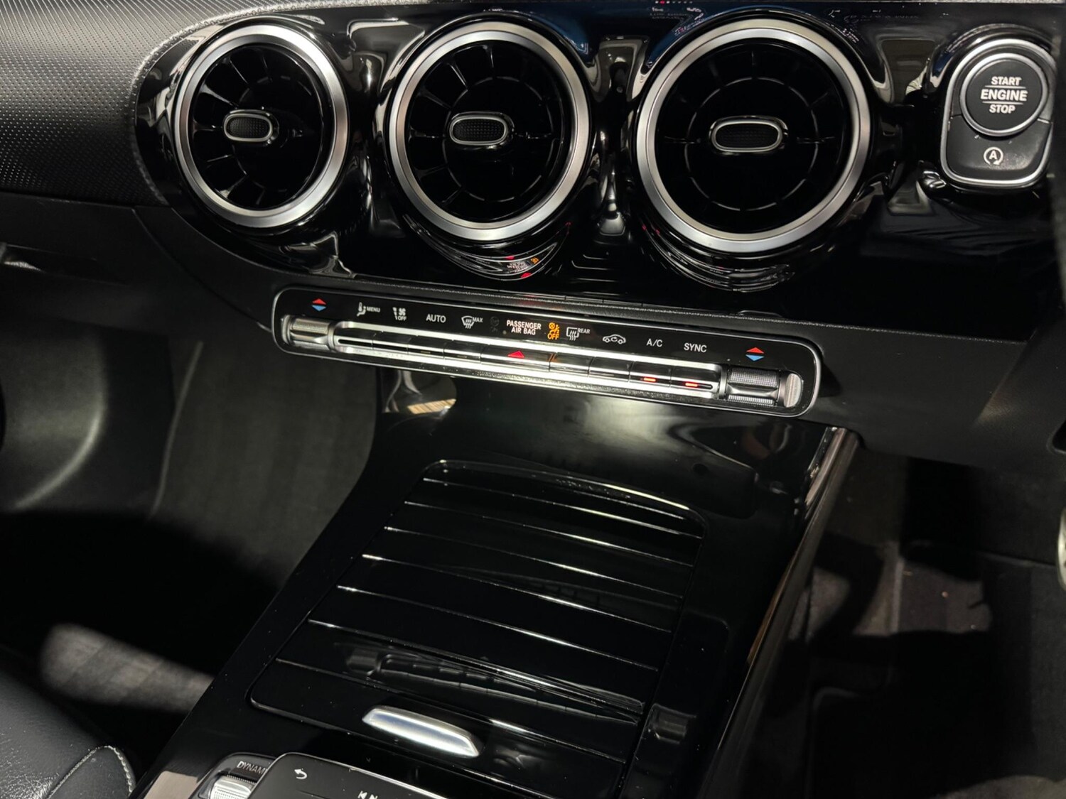 Used Mercedes-Benz CLA 2021 for sale - 76572142: Photo 23