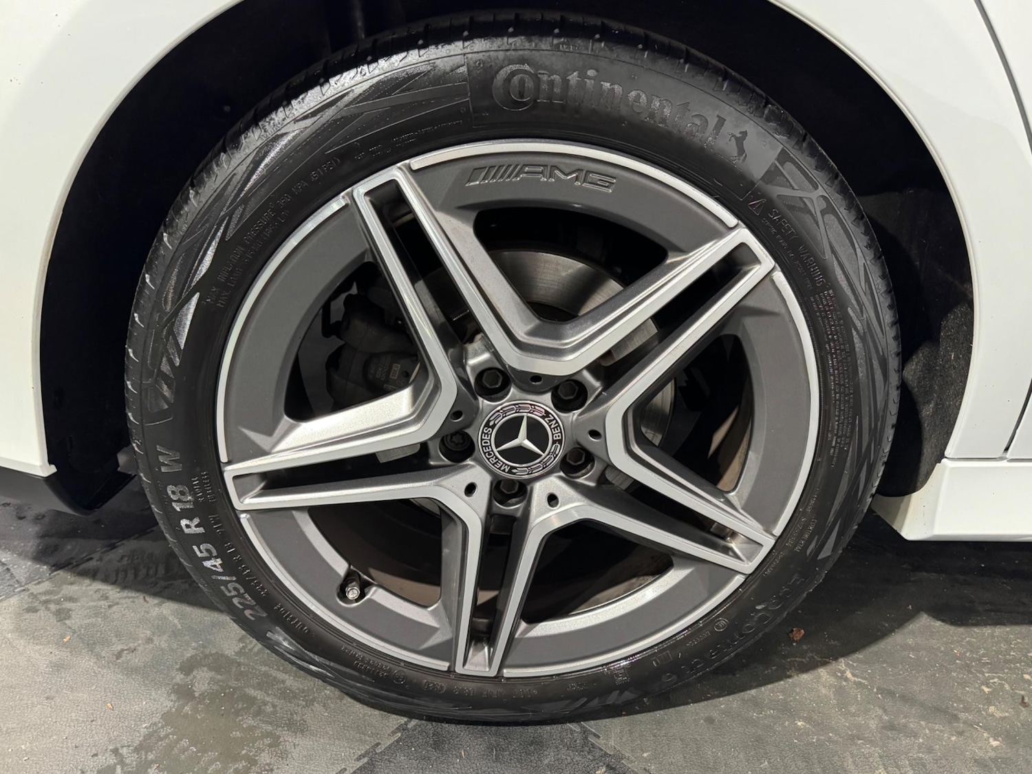 Used Mercedes-Benz CLA 2021 for sale - 76572142: Photo 30