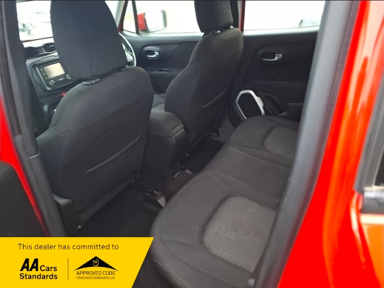 Used Jeep Renegade 2016 for sale - 77920960: Photo 6