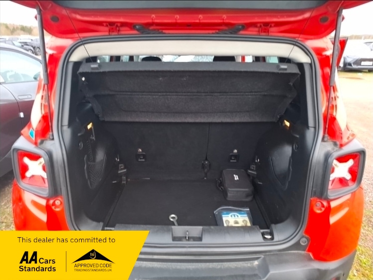 Used Jeep Renegade 2016 for sale - 77920960: Photo 9