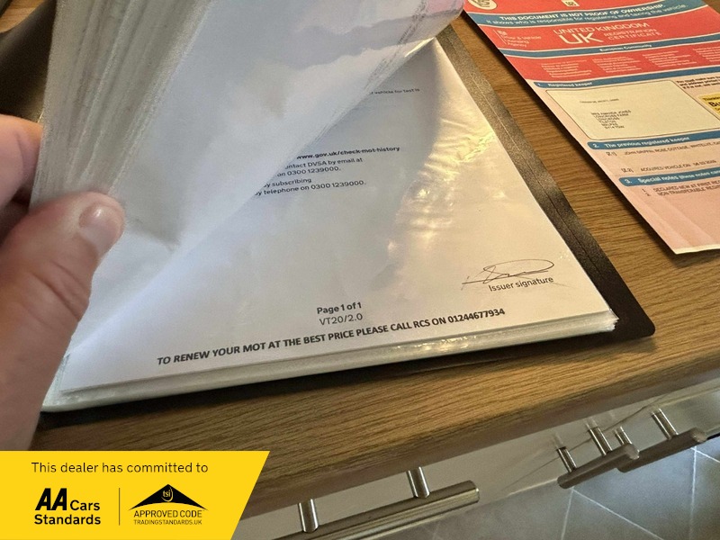 Used Aston Martin DB7 2002 for sale - 76583036: Photo 8