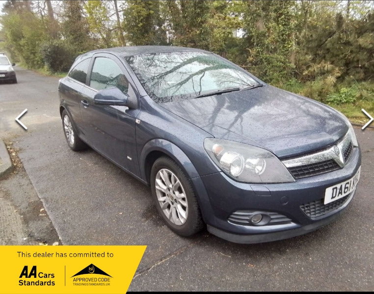 Used Vauxhall Astra 2011 for sale - 76224149: Photo 1