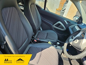 Used smart fortwo 2014 for sale - 79482559: Photo