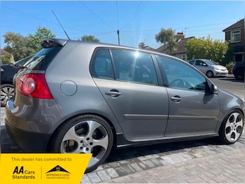 Used Volkswagen Golf 2005 for sale - 79518917: Photo