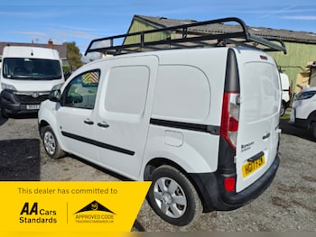 Used Renault Kangoo 2017 for sale - 76346129: Photo