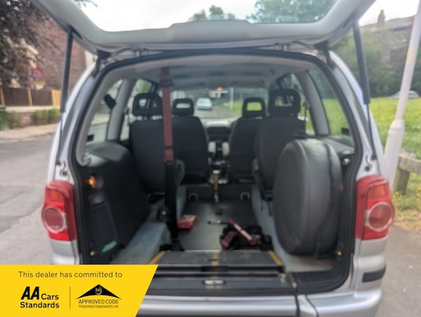 Used Volkswagen Sharan 2007 for sale - 74954576: Photo 7
