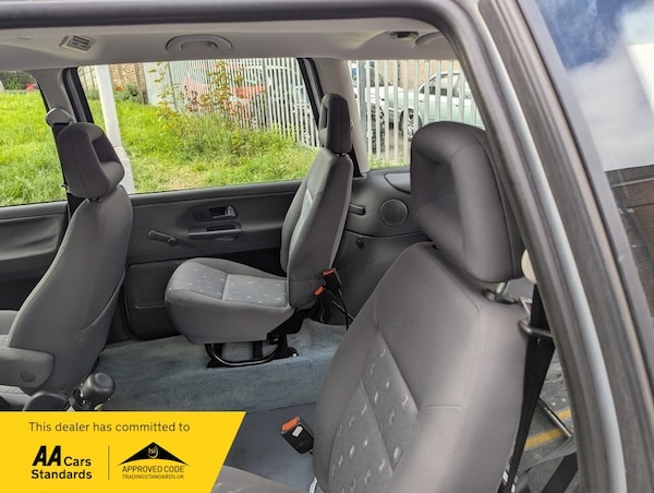 Used Volkswagen Sharan 2007 for sale - 74954576: Photo 8