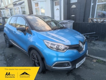 Used Renault Captur 2016 for sale - 76605323: Photo