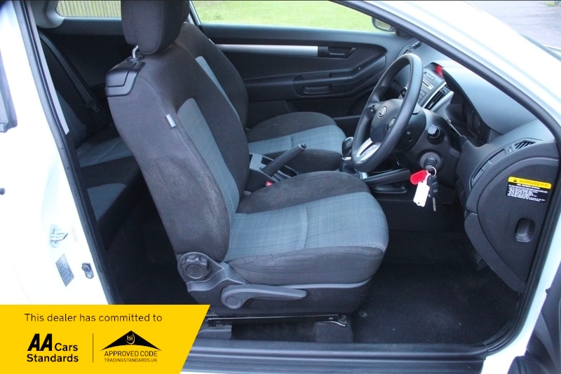 Used Kia Pro Ceed 2010 for sale - 77288732: Photo 5