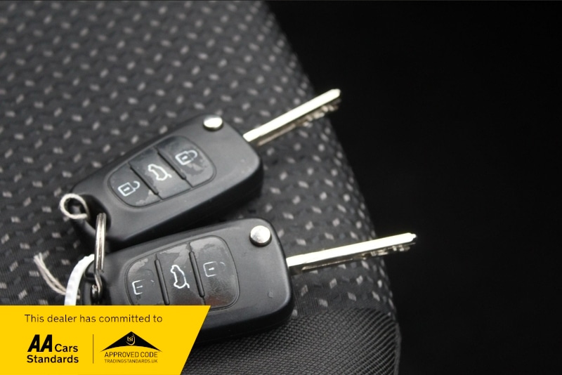 Used Hyundai i30 2012 for sale - 77288734: Photo 11