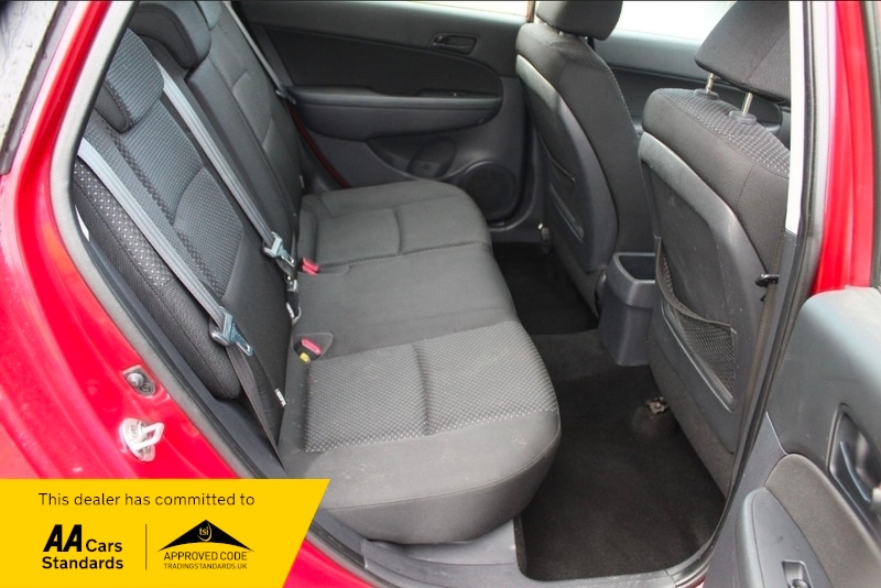 Used Hyundai i30 2012 for sale - 77288734: Photo 6