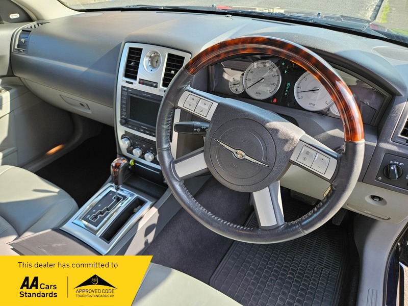 Used Chrysler 300C 2006 for sale - 77976871: Photo 10