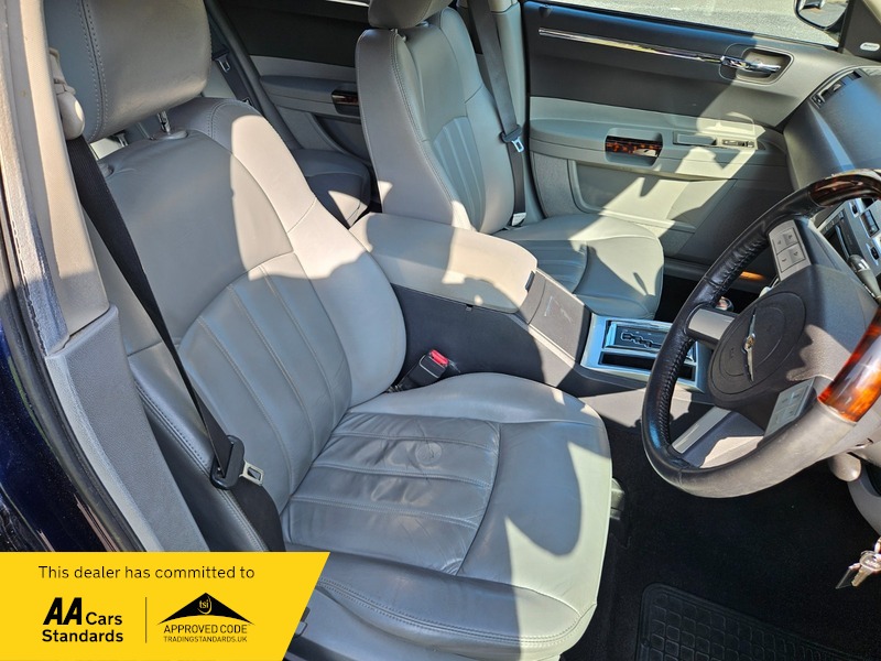 Used Chrysler 300C 2006 for sale - 77976871: Photo 9