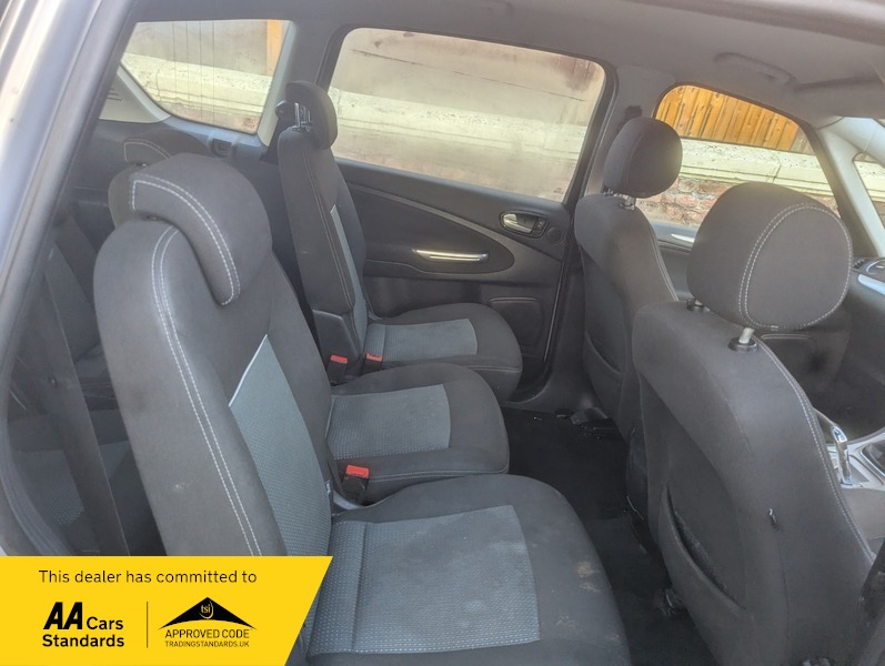 Used Ford S-Max 2010 for sale - 76962966: Photo 8